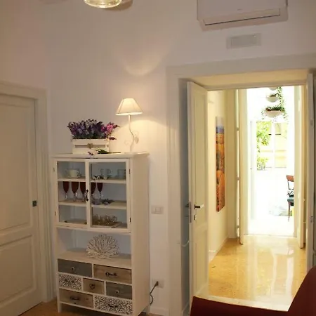 Casa Diletta * סלרנו
